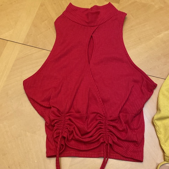 Two Windsor Crop Tops - Picture 2 of 6